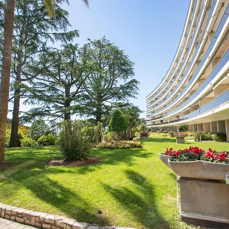 Appartement Beautiful In Sea View And Pool Cannes