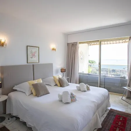 Beautiful In Sea View And Pool Apartamento Cannes