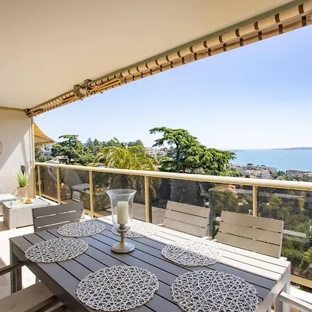Beautiful In Sea View And Pool Appartamento