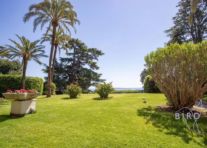 アパート Beautiful In Sea View And Pool カンヌ