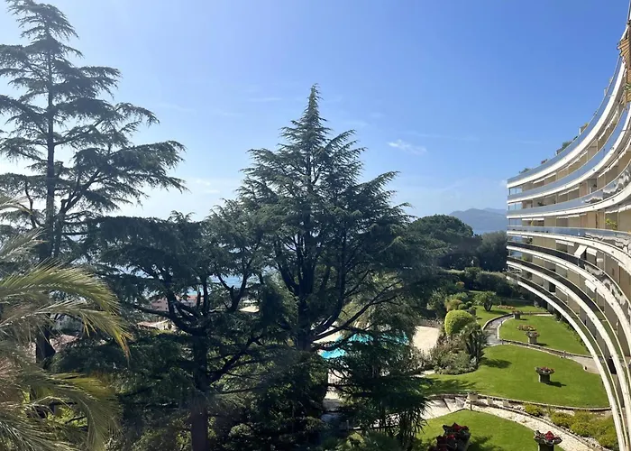 Beautiful In Sea View And Pool アパート